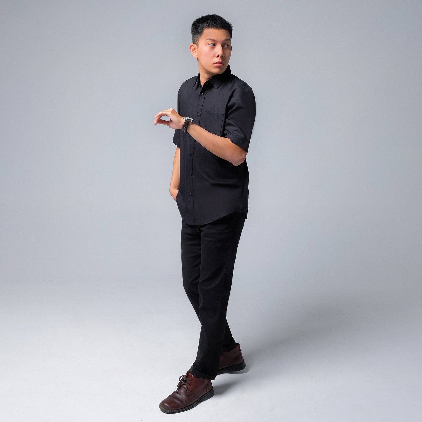 ORCA Kemeja Pendek Nifty Short Shirt Sleeved, Black