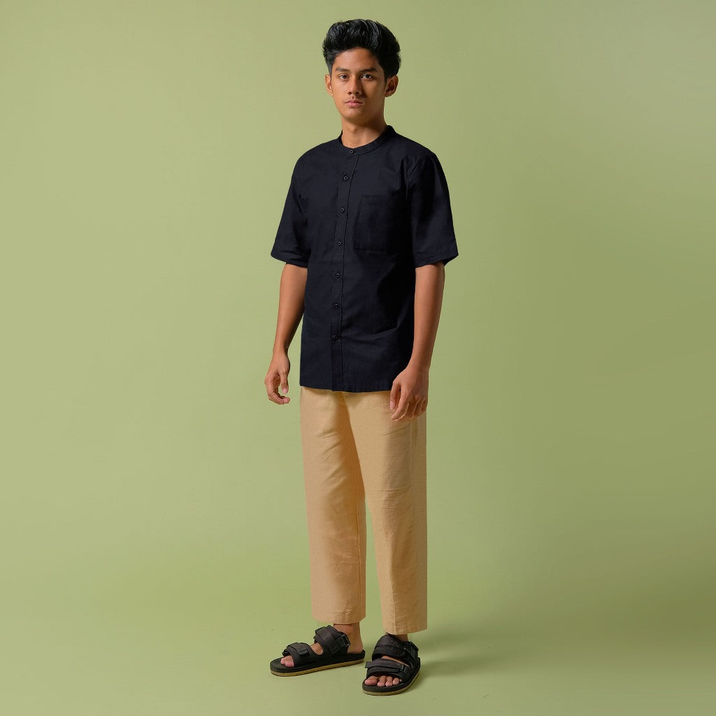 ORCA Kemeja Pendek Shams Short Shirt, Black