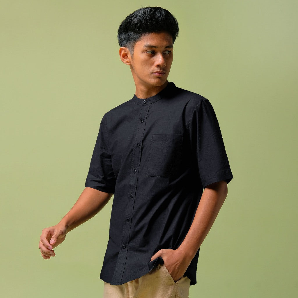 ORCA Kemeja Pendek Shams Short Shirt, Black