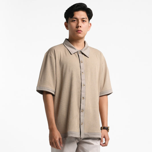 ORCA Kemeja Pendek Rileks Harper Leisure Shirt, Light Beige